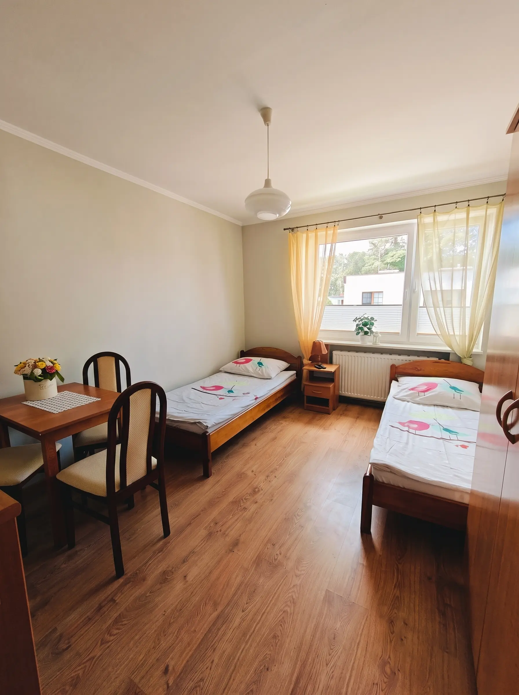 Pokój nr 8 – ekonomiczny dwuosobowy w Pokojach u Ireny w Ustce