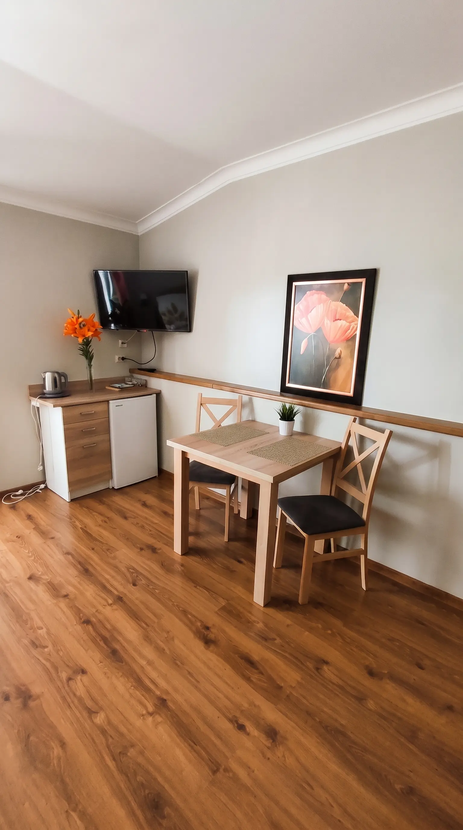 Pokój nr 9 z prywatną łazienką i balkonem w Pokojach u Ireny w Ustce